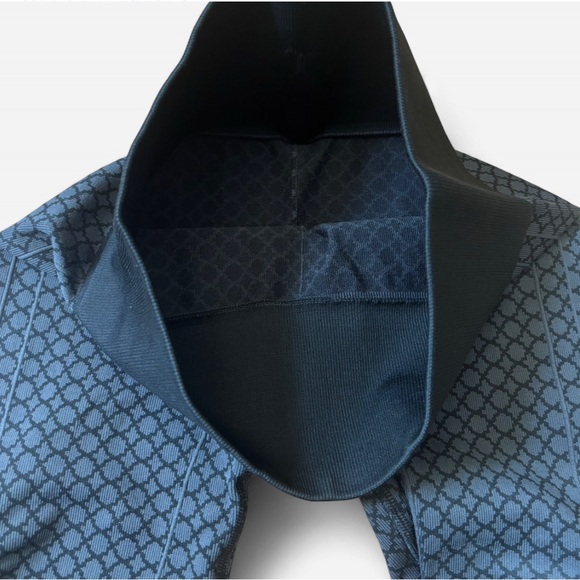 Lululemon In The Flow Crop ll Capris - Picture 4 of 6